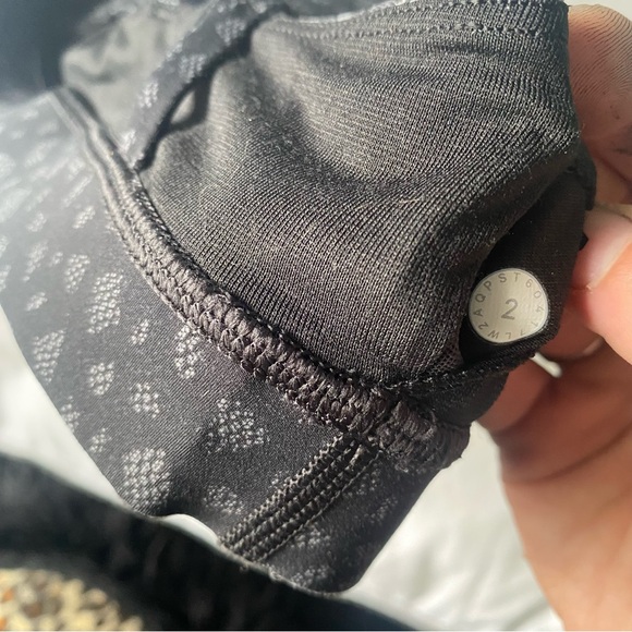 Lululemon Energy Bra - Picture 7 of 7